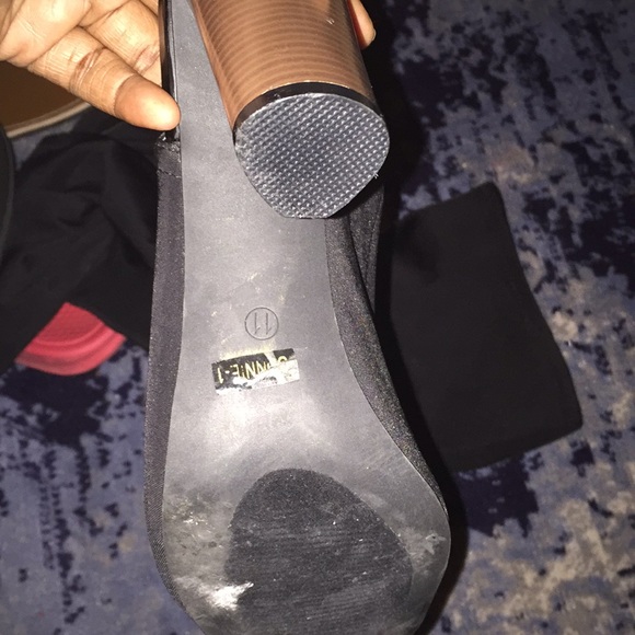 Knee high boot - Picture 2 of 3